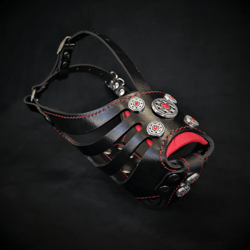 The ''Bijou'' Basket Muzzle Black & Red